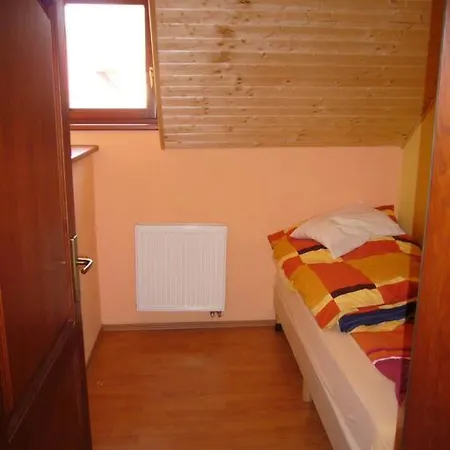Zbojnicka Willa 13 Osob 3 Pietra Sauna Bilard, Dubai People Welcome Appartement *