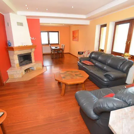 Zbojnicka Willa 13 Osob 3 Pietra Sauna Bilard, Dubai People Welcome Appartement *