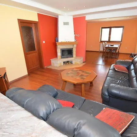 Appartement Zbojnicka Willa 13 Osob 3 Pietra Sauna Bilard, Dubai People Welcome